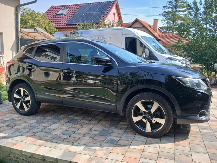 NISSAN QASHQAI 1.2 DIG-T N-Connecta EURO6