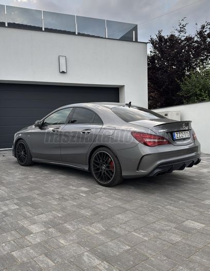 MERCEDES-AMG CLA 45 4Matic 7G-DCT