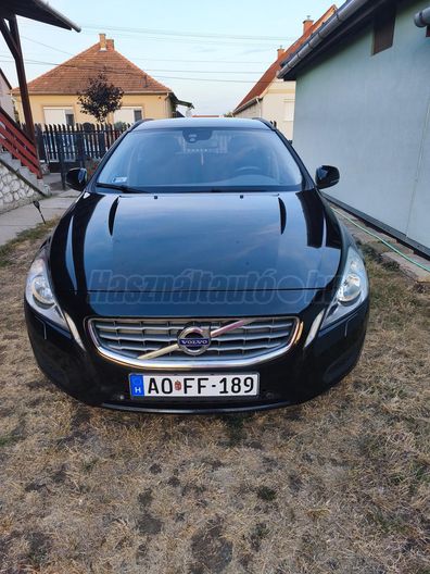 VOLVO V60 1.6 D DRIVe Kinetic