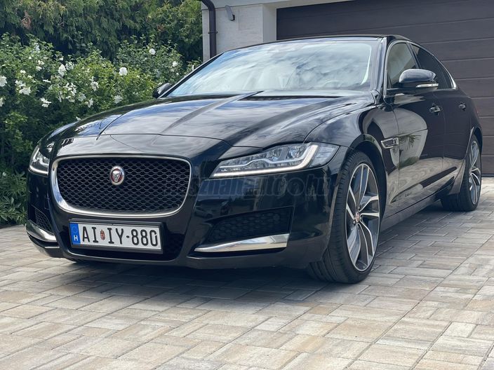 JAGUAR XF 2.0 i4D Prestige (Automata)