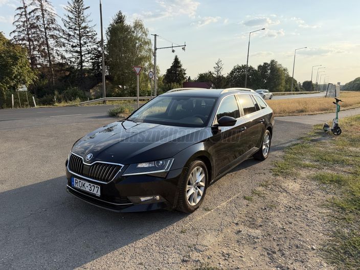 SKODA SUPERB Combi 2.0 TDi SCR Style