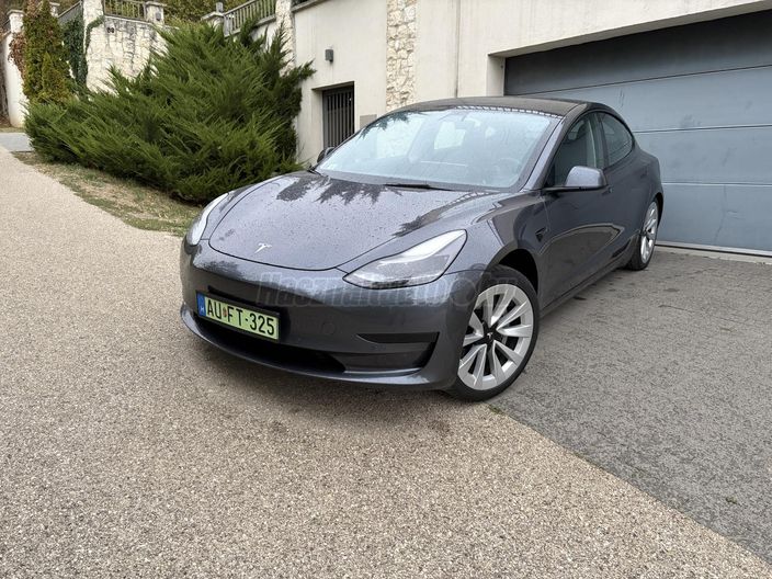 TESLA MODEL 3 RWD (Automata)