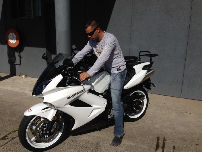 HONDA VFR 800