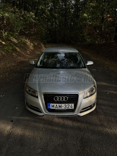 AUDI A3 1.6 TDI Attraction S-tronic DPF