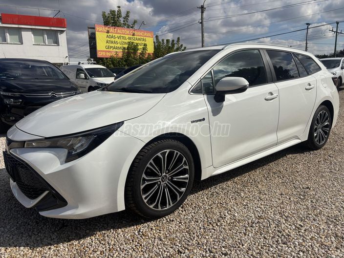 TOYOTA COROLLA Touring Sports 1.8 Hybrid Comfort Style e-CVT