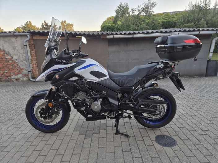 SUZUKI DL 650