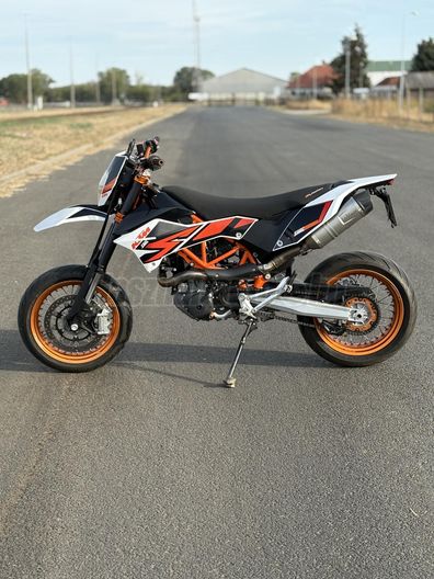 KTM 690 SMC