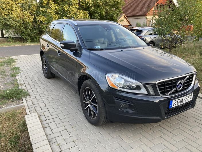 VOLVO XC60 3.0 T6 Kinetic Geartronic