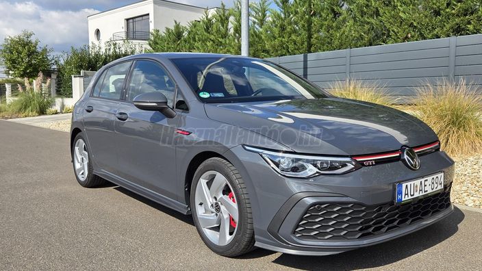 VOLKSWAGEN GOLF VIII 2.0 TSI GTI DSG