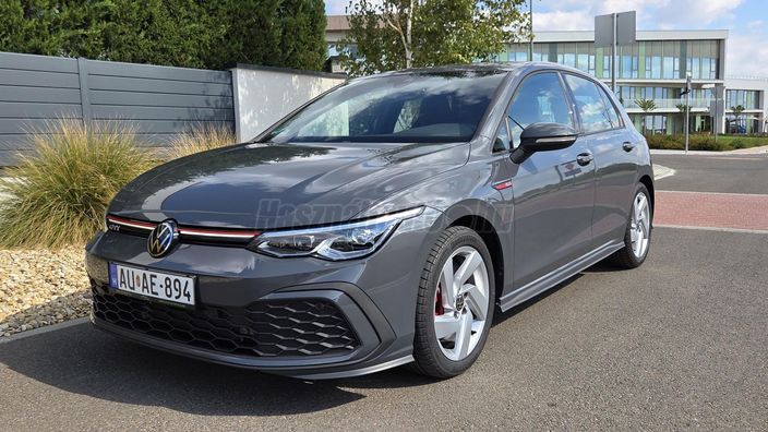 VOLKSWAGEN GOLF VIII 2.0 TSI GTI DSG