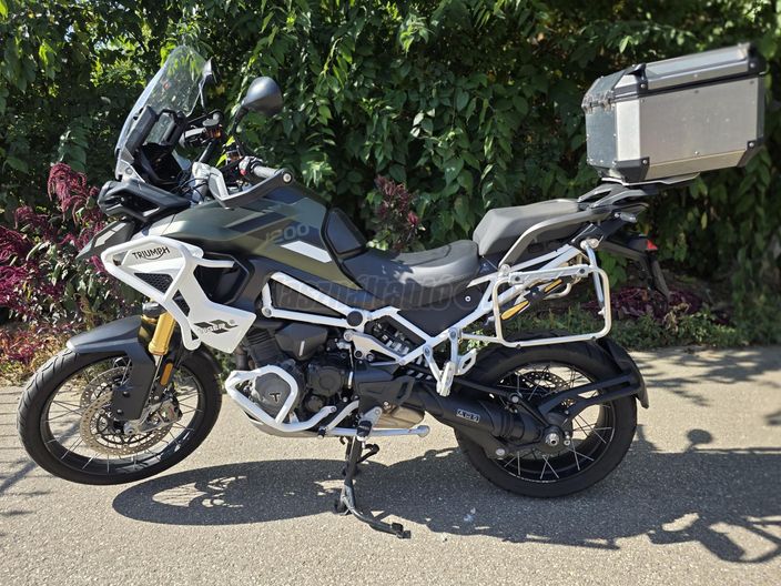 TRIUMPH TIGER