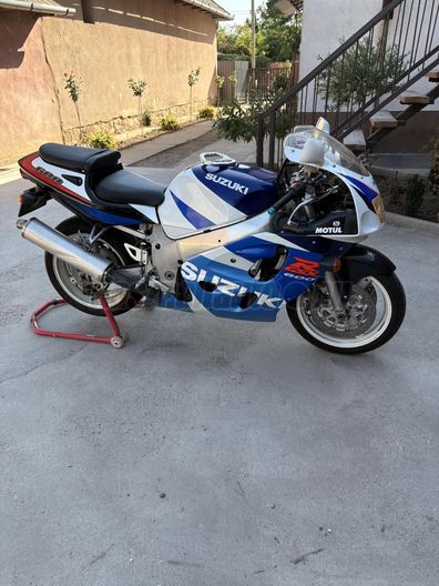 SUZUKI GSX-R 600