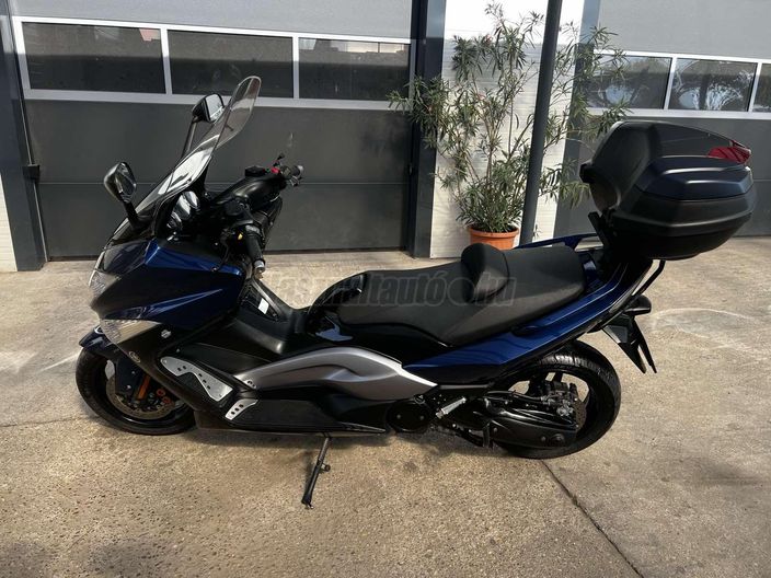 YAMAHA TMAX 500