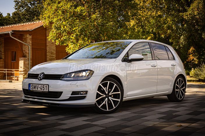 VOLKSWAGEN GOLF VII 1.4 TSi BMT Highline