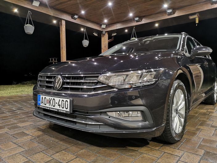 VOLKSWAGEN PASSAT VIII Variant 2.0 TDI SCR Elegance DSG