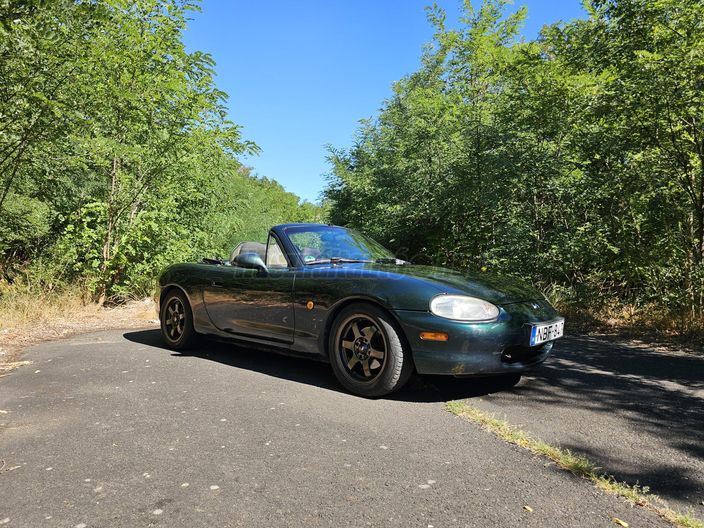 MAZDA MX-5 1.6i 16V Soft Top