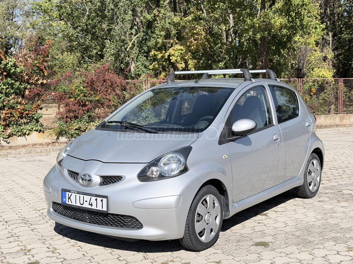 TOYOTA AYGO 1.0 Plusz