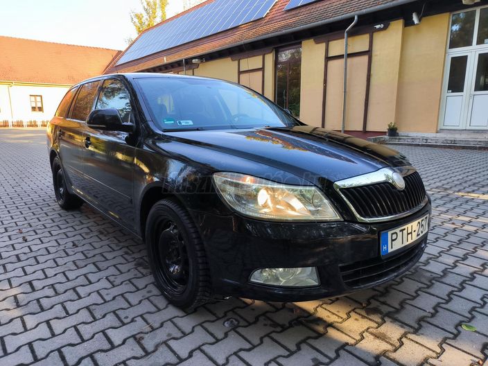 SKODA OCTAVIA 1.8 TFSI Elegance