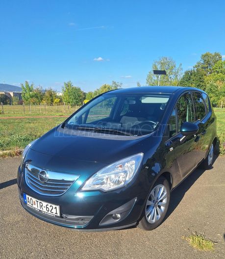 OPEL MERIVA B 1.4 T Cosmo
