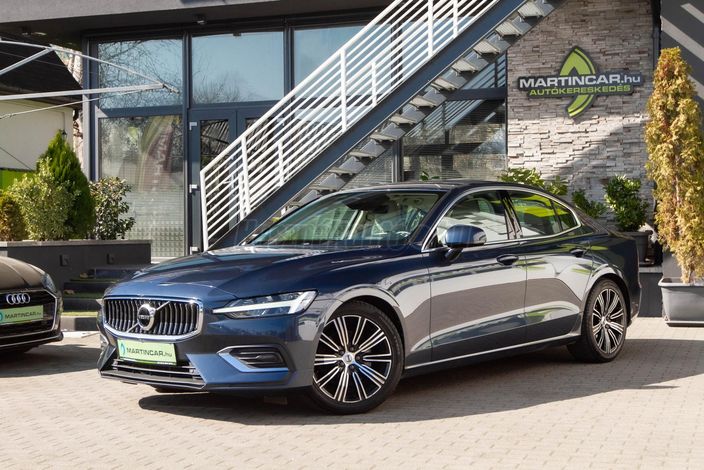 www.martincar.hu további 89 db Extra HD fénykép a VOLVO minden apró részletéről !!