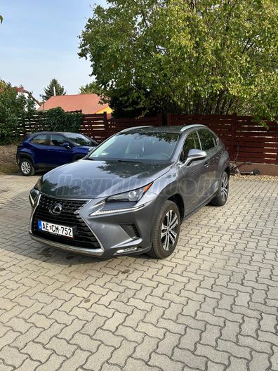 LEXUS NX 300h Comfort Safety CVT