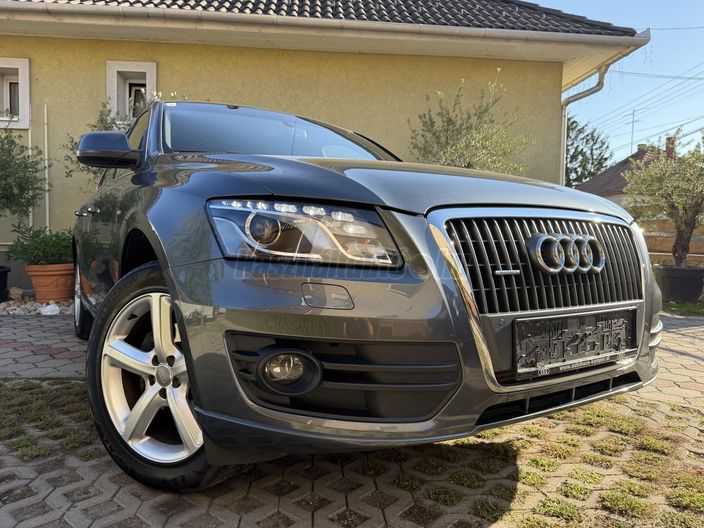 AUDI Q5 2.0 TDI DPF quattro S-tronic EU5