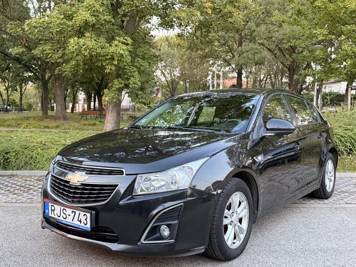 CHEVROLET CRUZE 1.7d LT Plus
