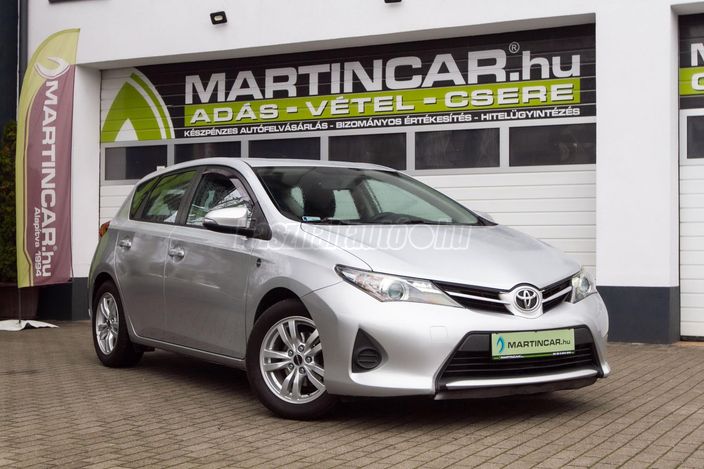 www.martincar.hu további 82 db Extra HD fénykép az AURIS minden apró részletéről !!
