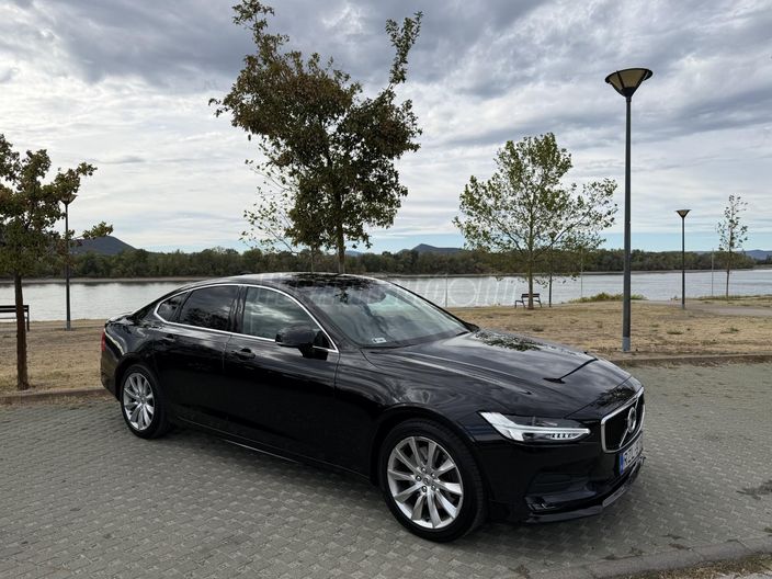 VOLVO S90 2.0 [T4] Momentum Pro Geartronic
