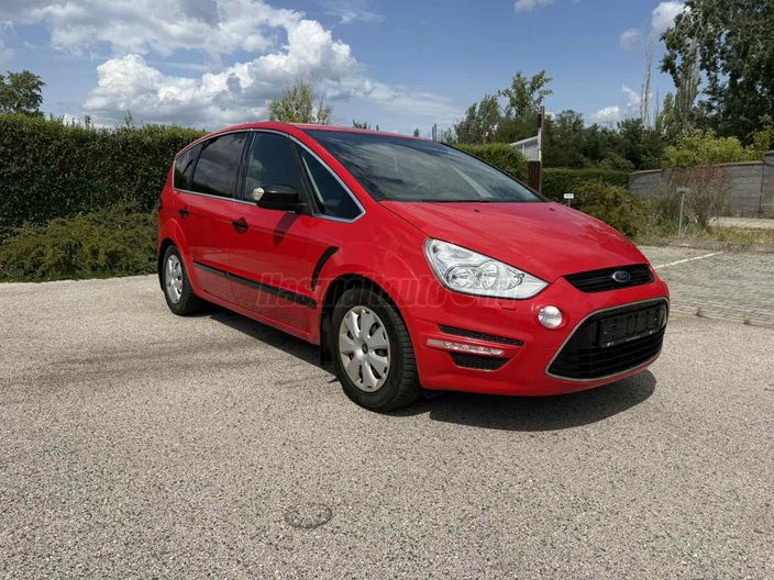 FORD S-MAX 1.6 EcoBoost Titanium Champions