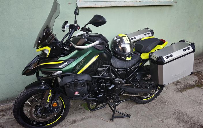 BENELLI TRK 702 X