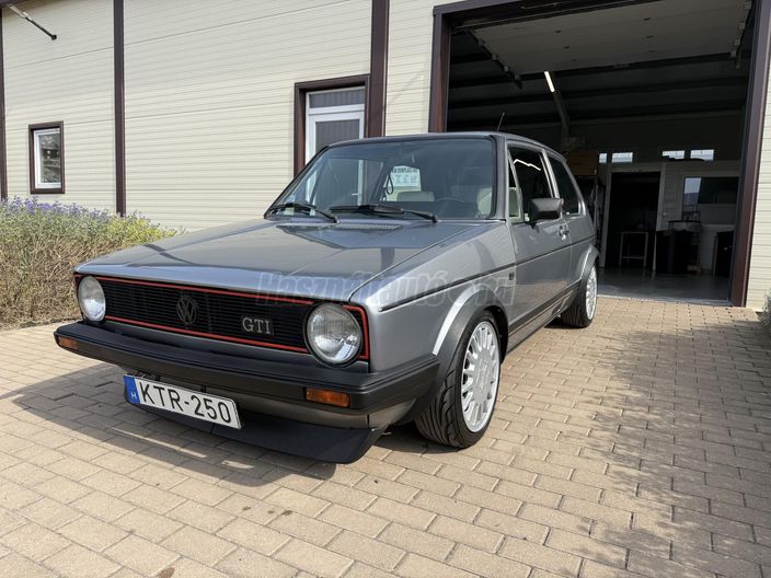VOLKSWAGEN GOLF I