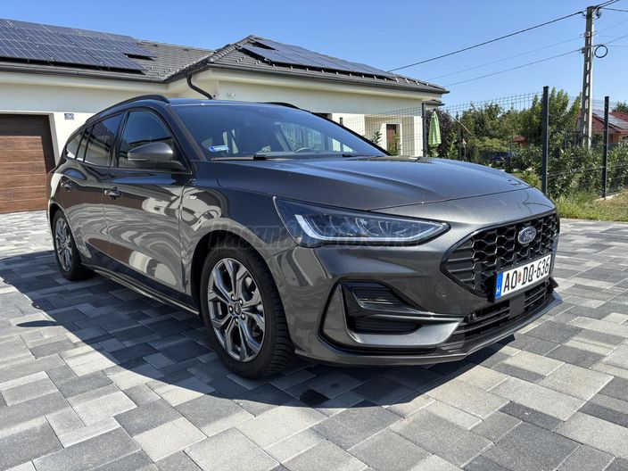 FORD FOCUS 1.0 EcoBoost mHEV ST-Line X