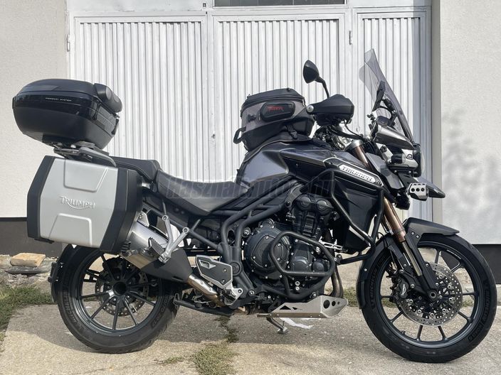 TRIUMPH TIGER 1200