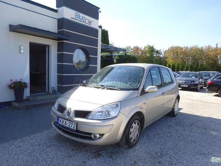 RENAULT SCENIC Grand Scénic 1.6 Dynamique Plus
