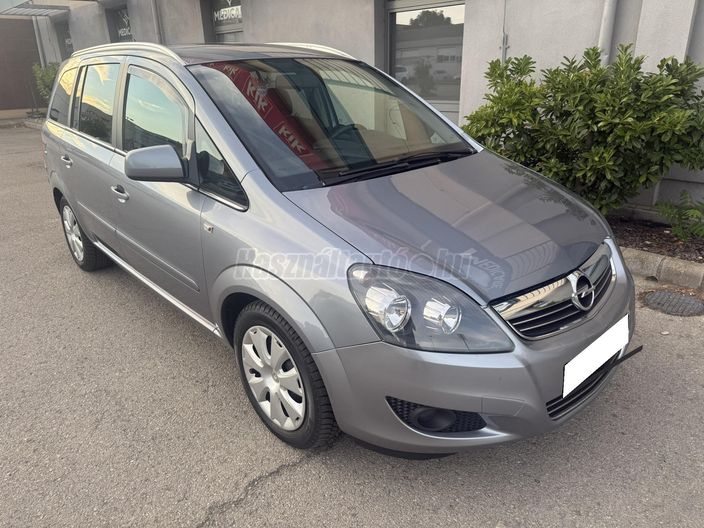 OPEL ZAFIRA Tourer 1.8 Active (7 személyes )