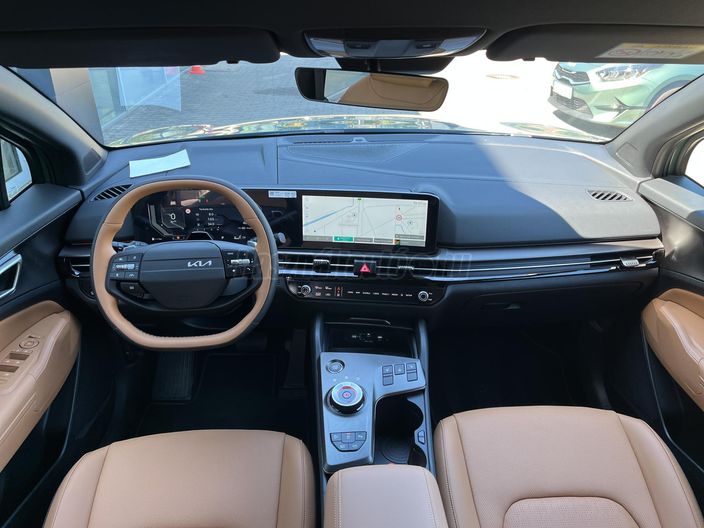 KIA SPORTAGE 1.6 T-GDI Platinum DCT