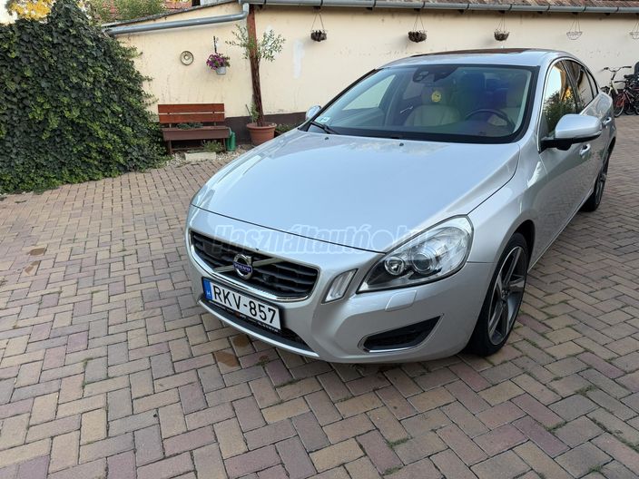 VOLVO S60 3.0 T6 AWD Kinetic Geartronic