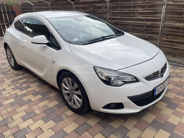 OPEL ASTRA J GTC 1.7 CDTI EcoFLEX Start-Stop