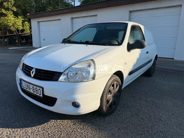 RENAULT CLIO Société 1.5 dCi