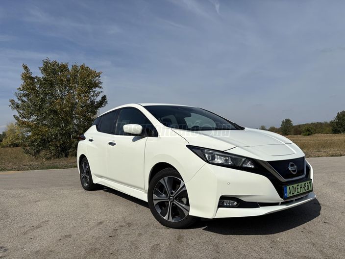 NISSAN LEAF Acenta 40kWh (Automata)