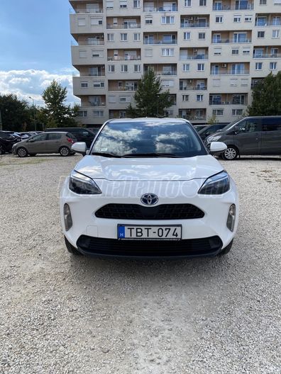 TOYOTA YARIS CROSS 1.5 Hybrid Active e-CVT