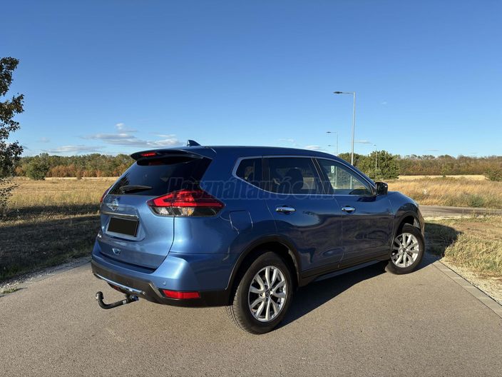 NISSAN X-TRAIL 1.6 DIG-T N-Connecta [7 személy]