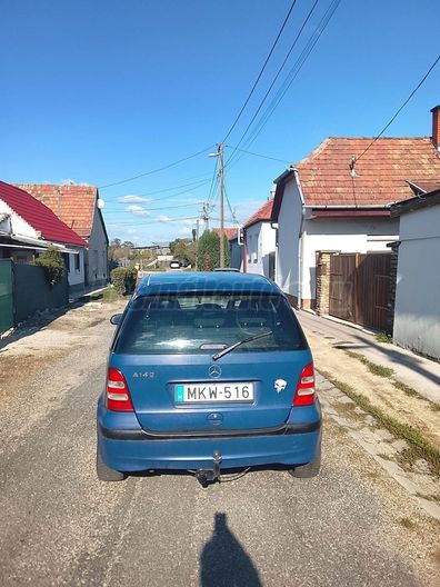 MERCEDES-BENZ A 140