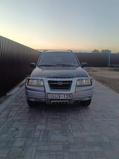 SUZUKI GRAND VITARA 2.0