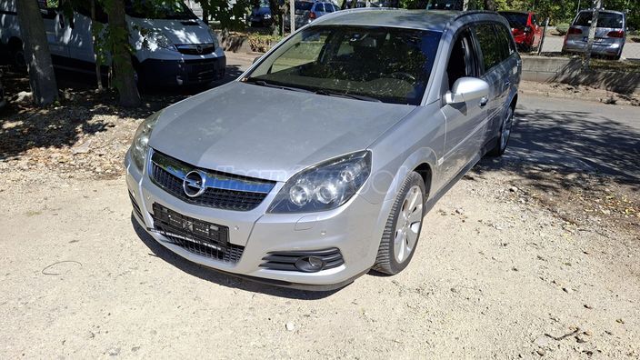 OPEL VECTRA C Caravan 3.0 V6 CDTI Cosmo (Automata)