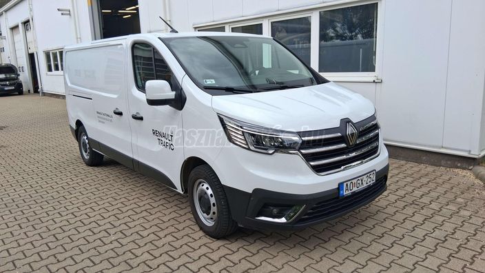 RENAULT TRAFIC 2.0 dCi 150 L1H1 P2 Extra. 4 ajtó. 6 fokozatú manuális / kézi váltó (2022. 08. -