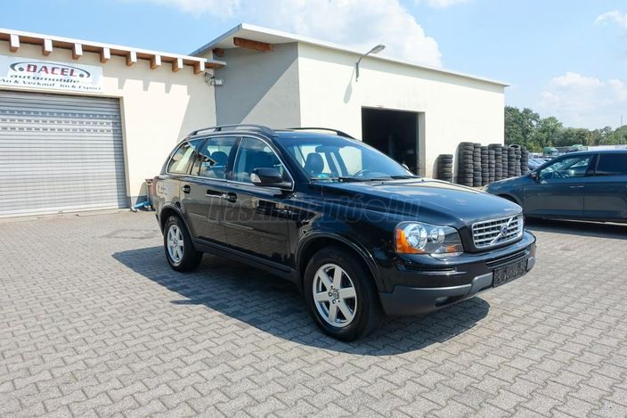VOLVO XC90 2.4 D [D5] Momentum (Automata) (7 személyes )