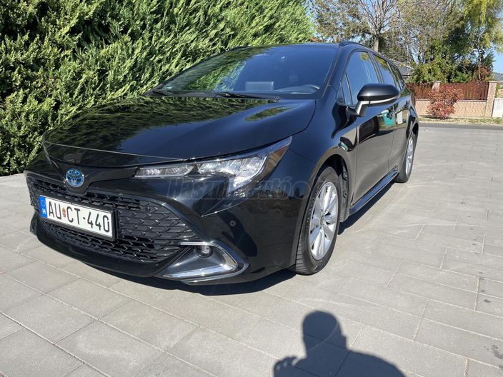 TOYOTA COROLLA Touring Sports 1.8 Hybrid Executive e-CVT