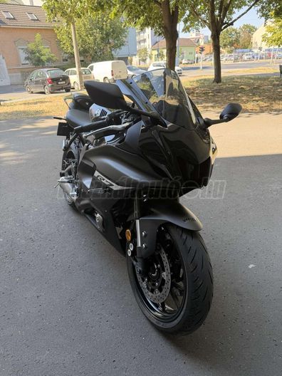 YAMAHA YZF R7